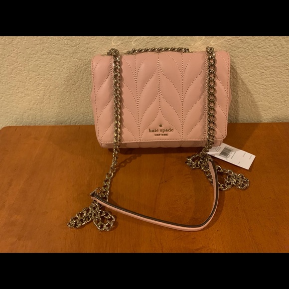 Mini Emelyn - Picture 4 of 5